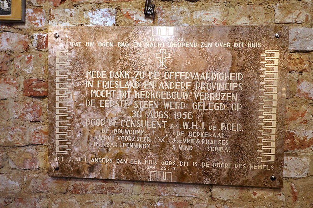 240914 Akkrum Terptsjerke gedenksteen bouw gereformeerdekerk 1000