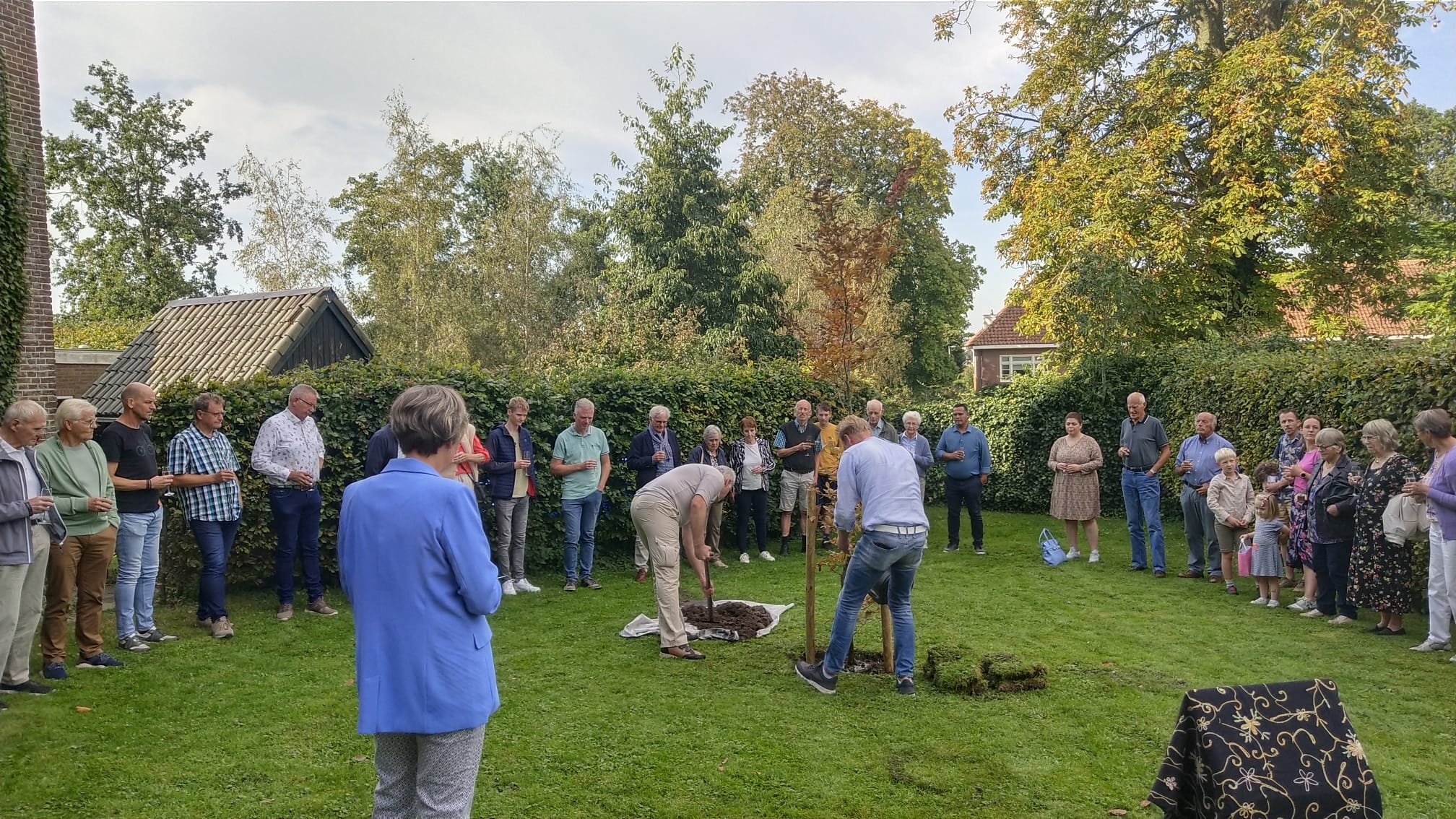 240922 Akkrum kerk plantenbeuk