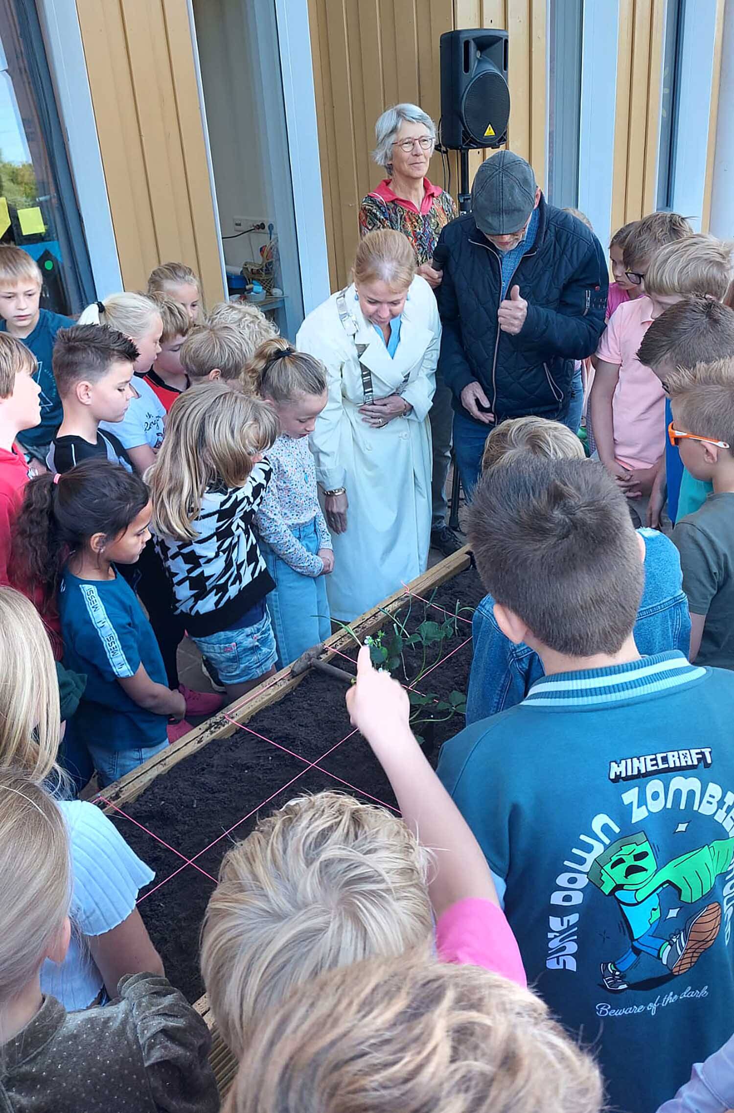 250515 Akkrum moestuin 1 c DsHasperschool