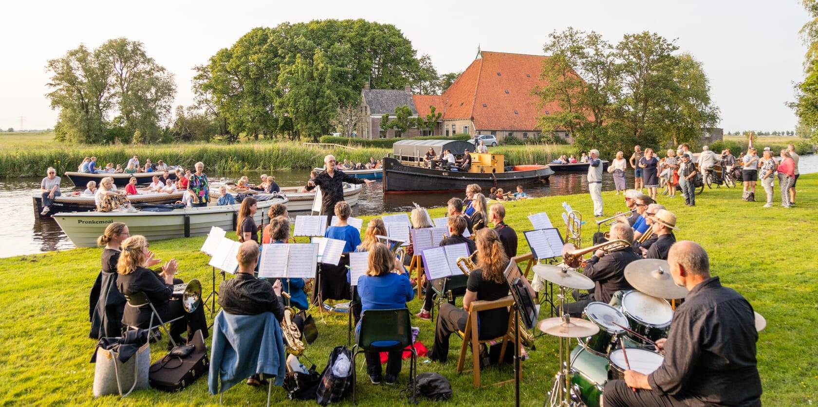 250531 Akkrum Watermuziekspektakel HMC J.Hooimeijer