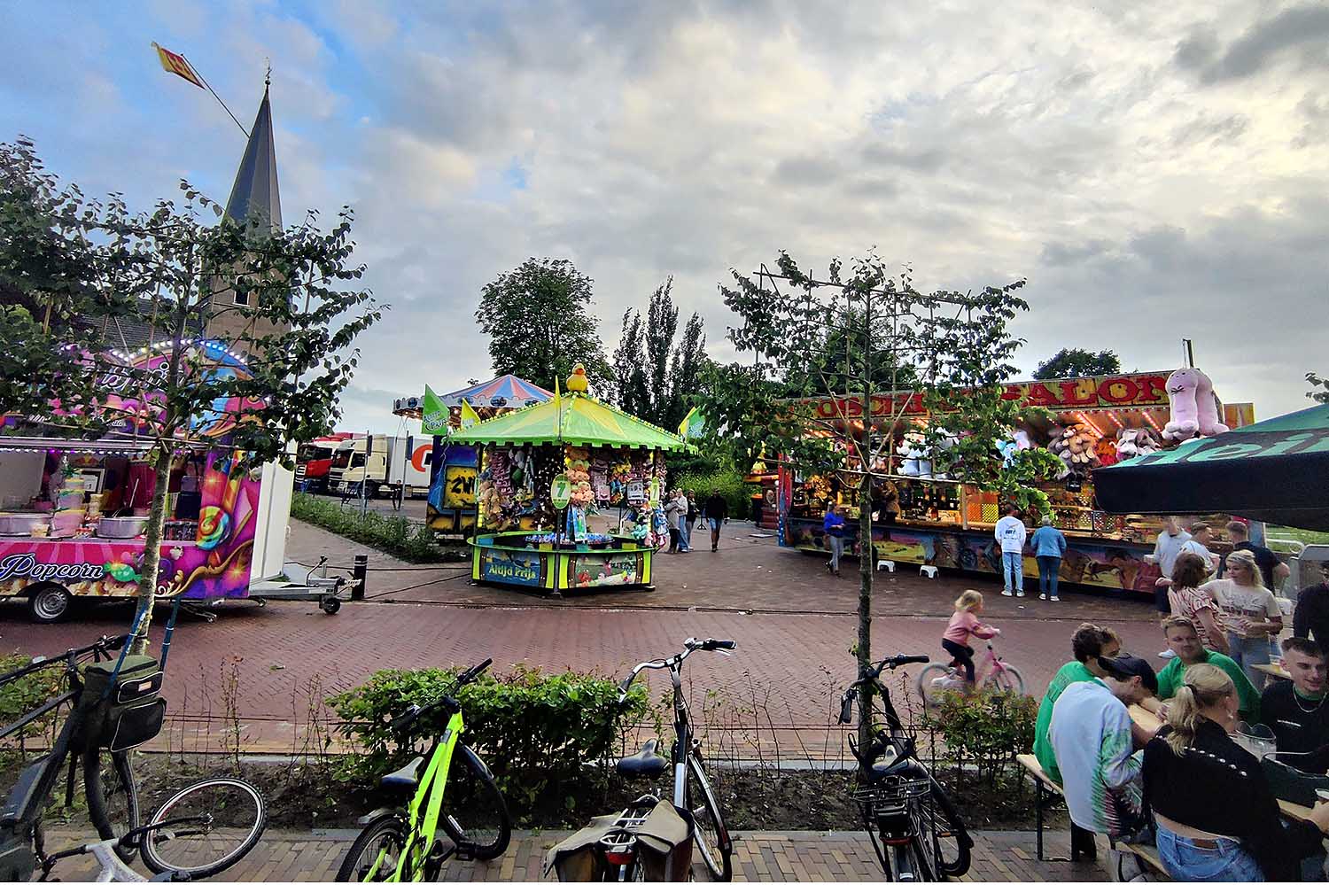 250626 Akkrum kermis 6 c Merkecommissie