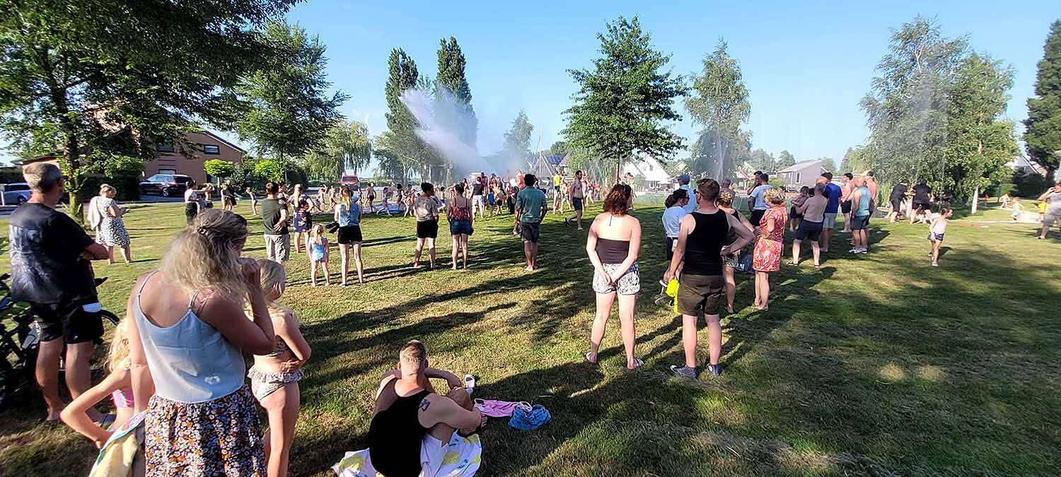 250701 Akkrum brandweer waterspektakel 14 1500