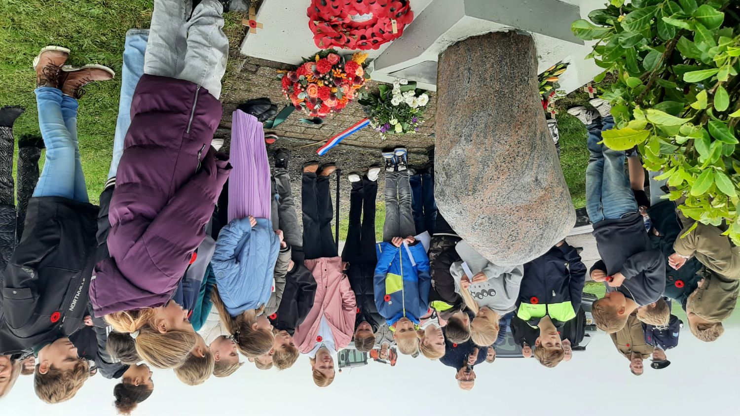 Soarremoarre herdenkt bemanning neergestorte bommenwerper