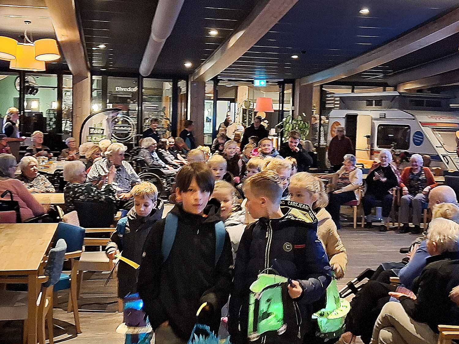 251111 Akkrum SintMaartenoptocht Leppehiem c Boartershiem