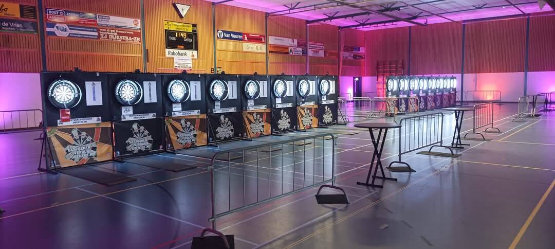 250503 Akkrum darttoernooi sporthal 3