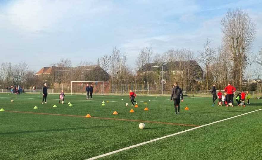 251221 VvAkkrum Voetbalclinic 15 c VvAkkrum 1500