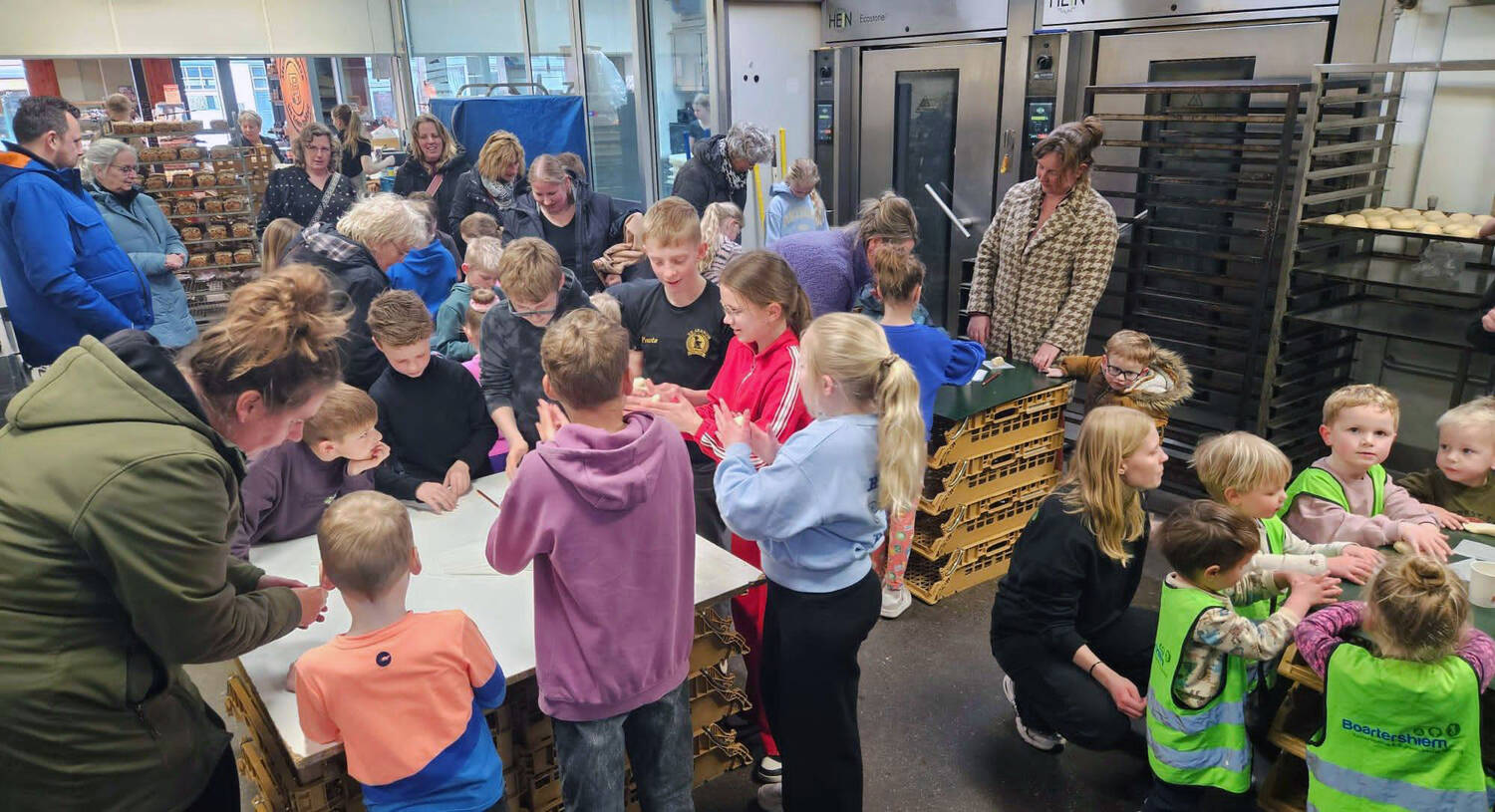 Creatieve drukte rond Palmpasen Akkrum