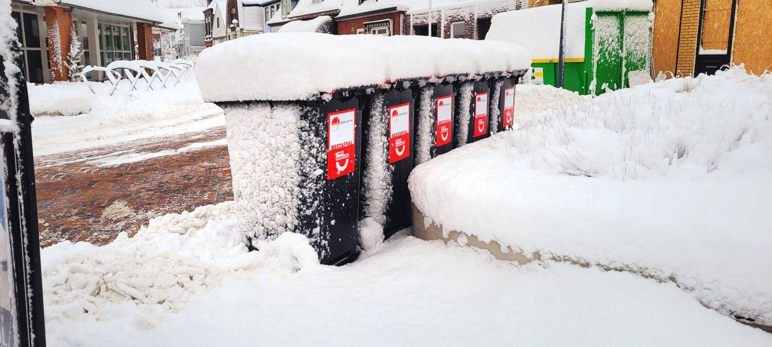 260105 Akkrum winter containers restafval 1500