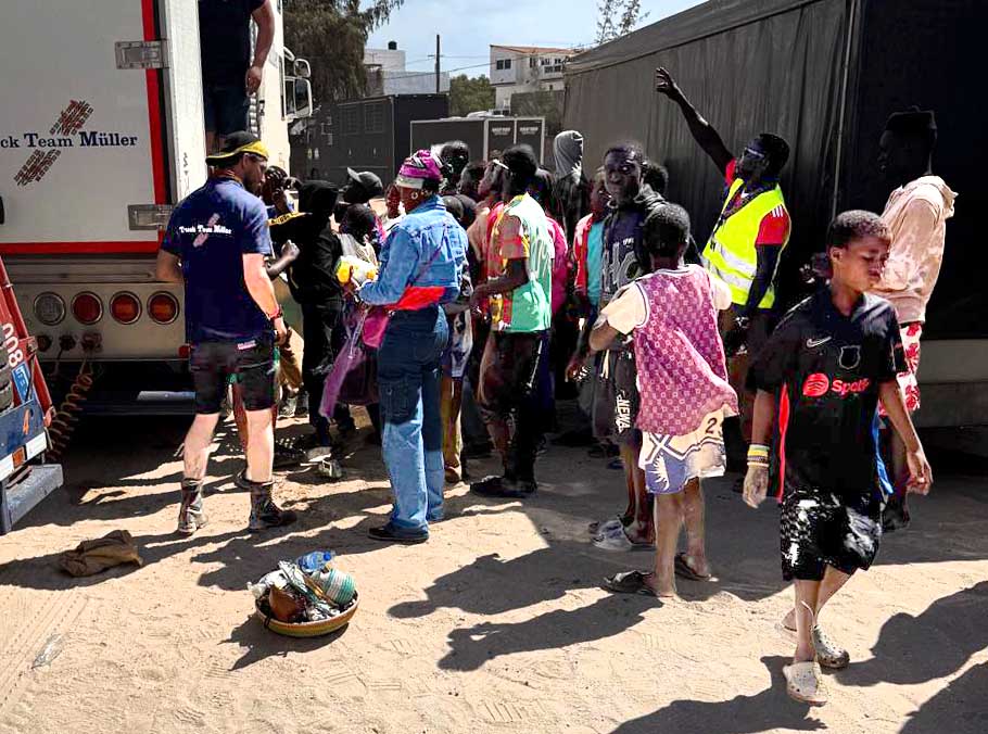 260212 AfricaEcoRace voedseluitdelen