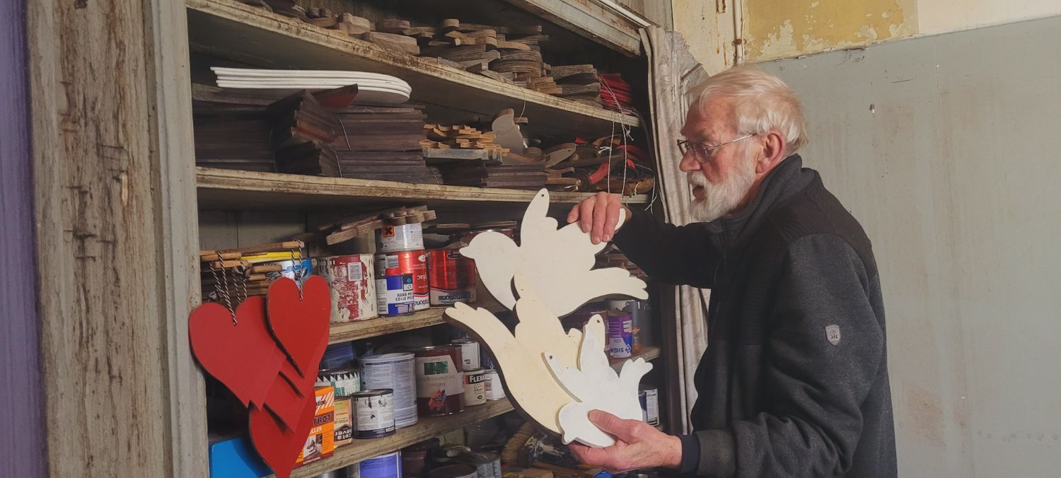 260225 Akkrum DouwevanderMeulen figurenindeboom 6 1500