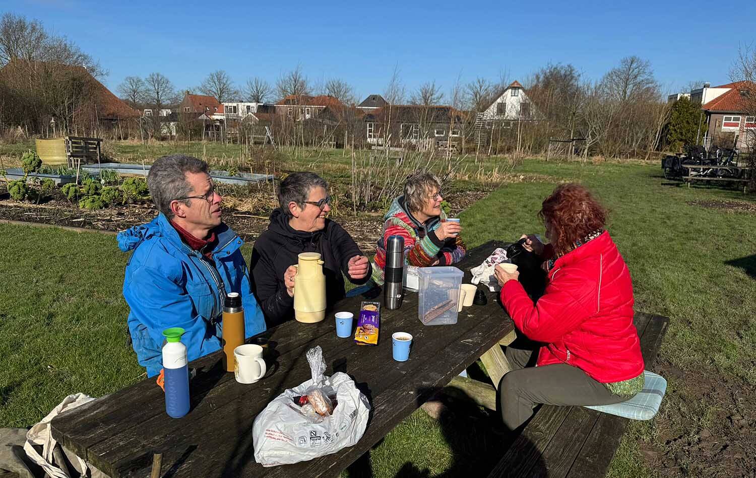 Eerste maandelijkse tuindag op Doarpstún Akkrum-Nes
