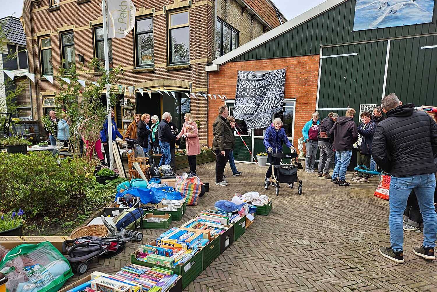 260411 Akkrum opening Kringloopwinkel ItPakhus 4