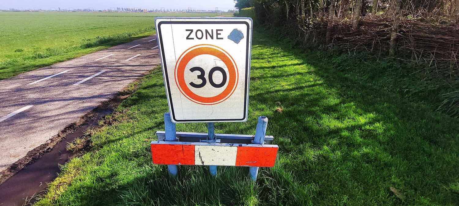 260415 Akkrum plaatsnaambord uitBoarngevist 1500