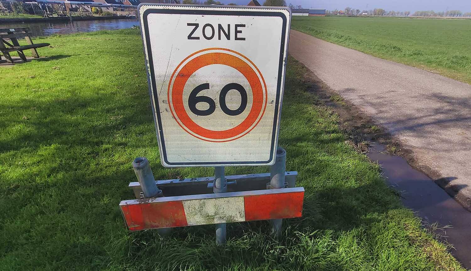 260415 Akkrum plaatsnaambord uitBoarngevist 2 1500