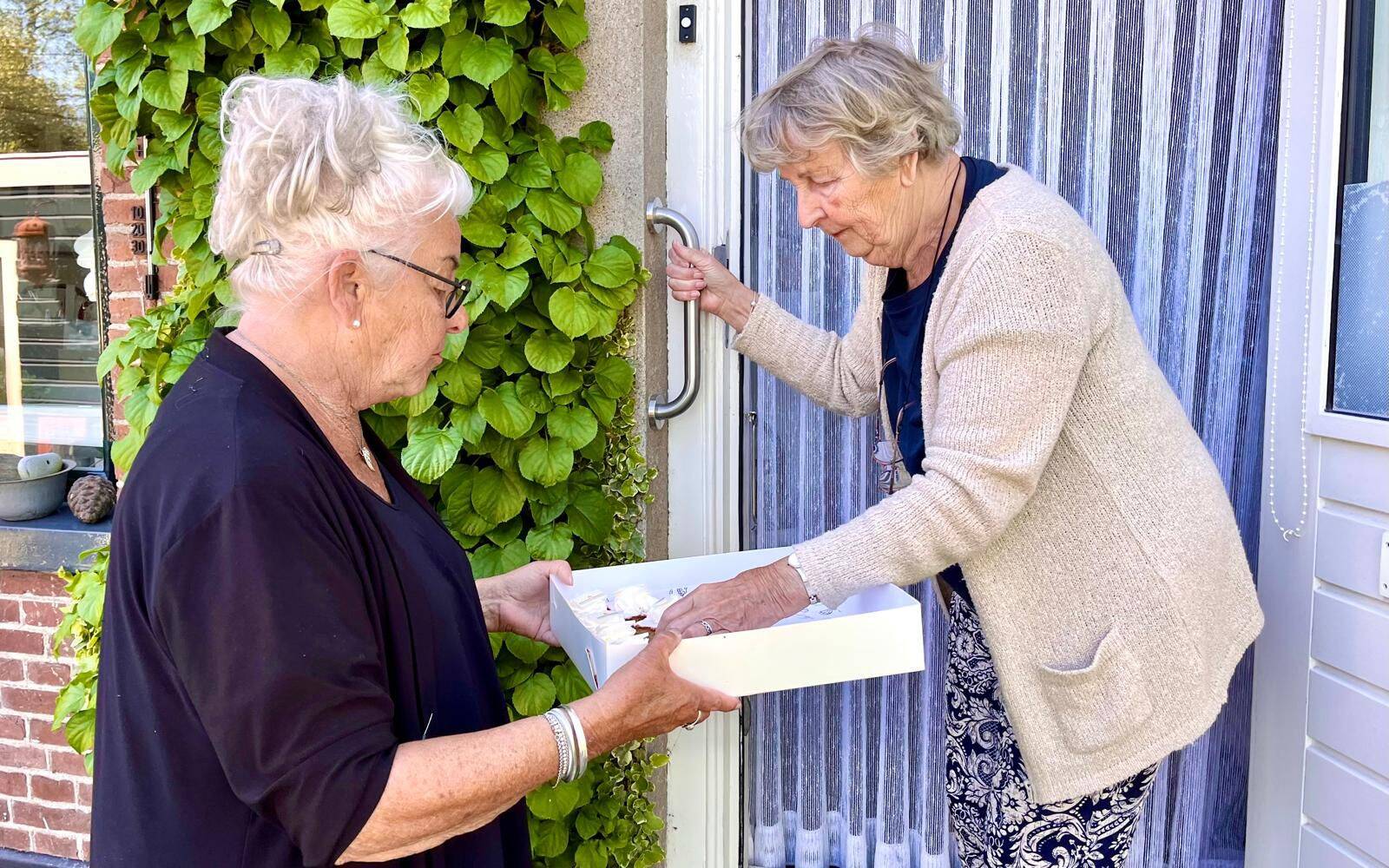 260510 Akkrum Coopersburg 125 gebak jubileum SietaHeidatrakteert