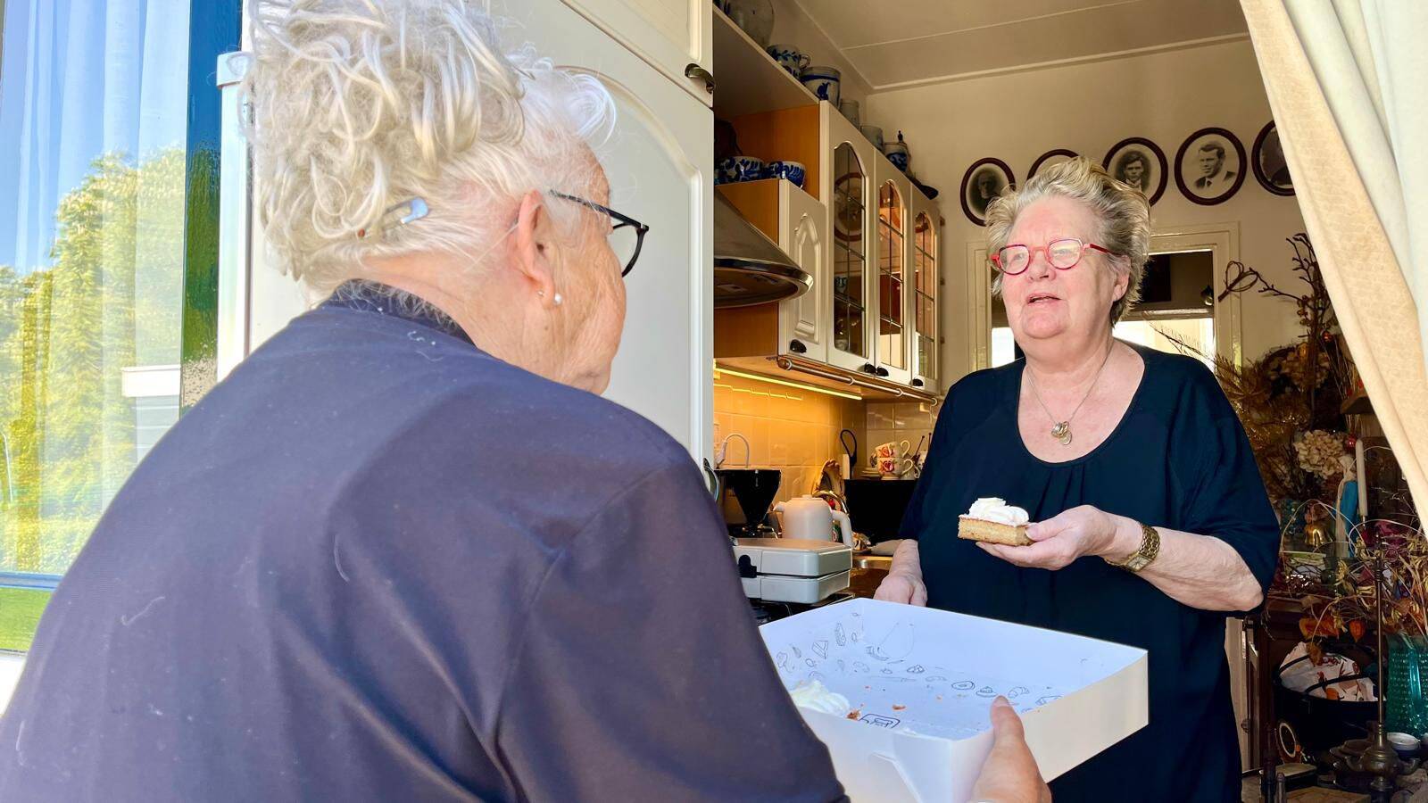 260510 Akkrum Coopersburg 125 gebak jubileum SietaHeidatrakteert5