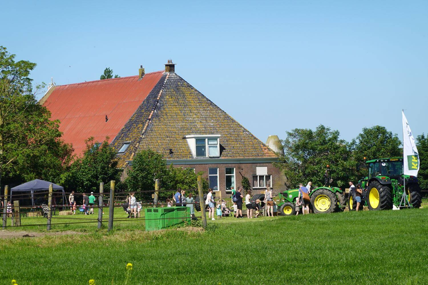 260525 Akkrum BoerderijDagen Campina Boereiis 12 1500