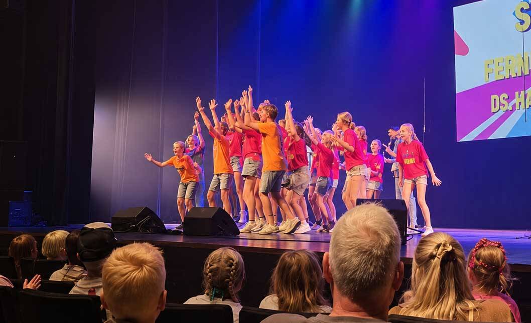 Ds. Hasperschool Akkrum derde op SJONG Junior met Slingeraap-lied