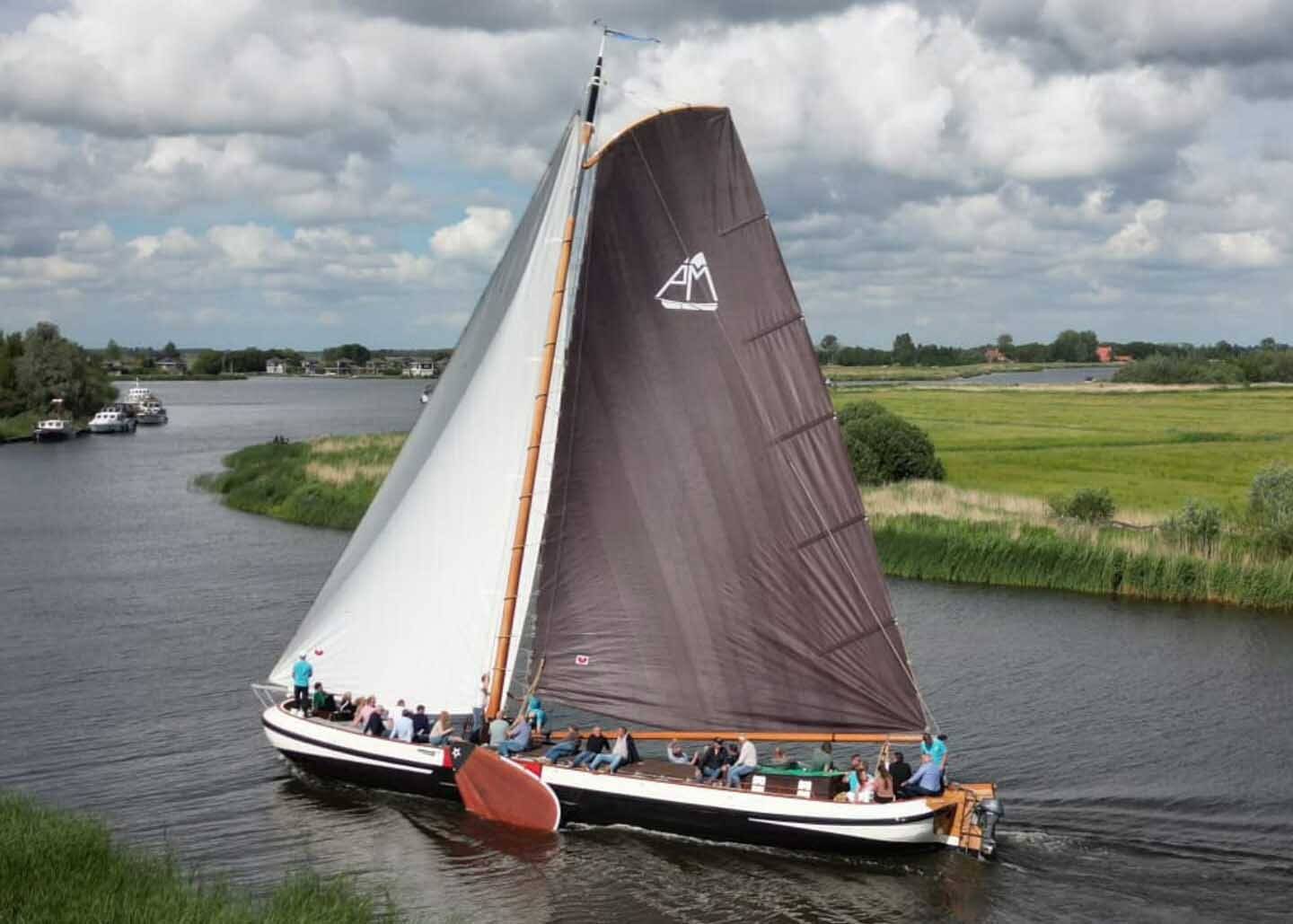Akkrumer skûtsje opent SKS-kampioenschap met vierde plaats