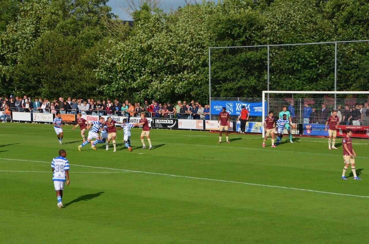 260703 Akkrum voetbal100jaar ScHeerenveenDeGraafschap 1 wedstrijd2 1500
