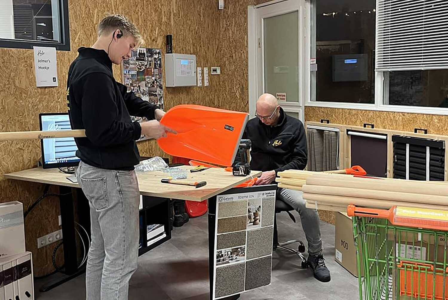 251227 Akkrum sneeuwschuiversmonteren Hubo