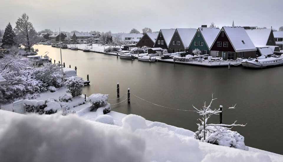 260106 Akkrum sneeuw HansBijker