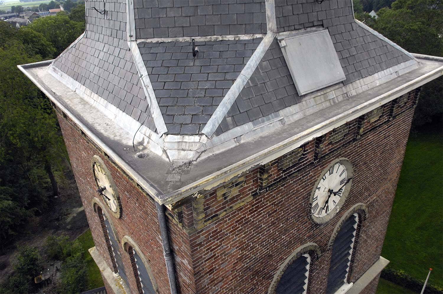 Kerk Akkrum luidt klokken voor asielkinderen