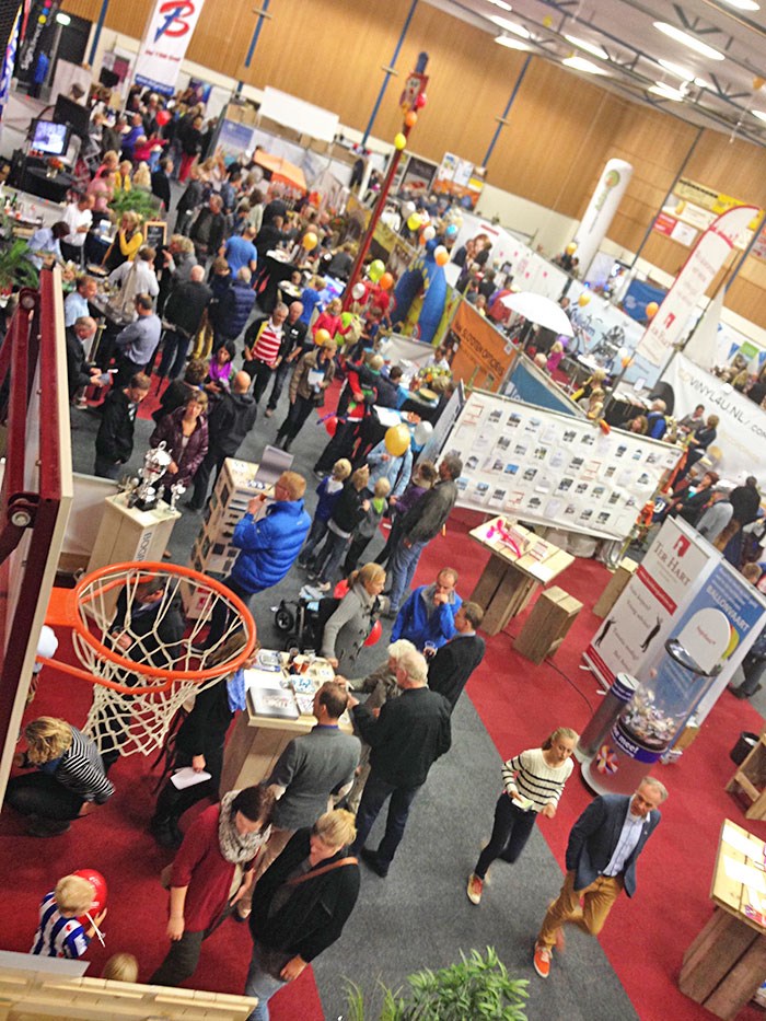 Beurs Reusachtig 85! van ondernemend Akkrum & Nes groot succes
