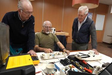 Tien jaar Repaircafé Akkrum-Nes: 70 procent gerepareerd