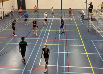 Stratenvolleybal AVC '69 in Akkrum weer los