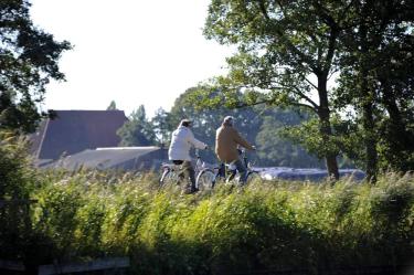 Gloednieuwe fietsroute van Akkrum naar Raerd en Wiuwert