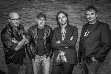 Akoestisch optreden bluesband Tuff Luck Akkrum uitverkocht