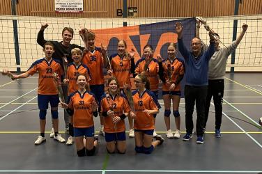 B-Jeugd volleybalclub AVC ’69 Akkrum kampioen