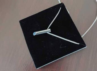 Emotioneel waardevolle ketting verloren in centrum Akkrum