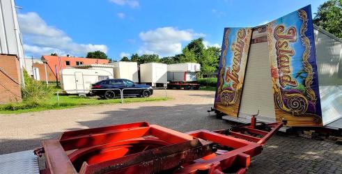 Kermis Akkrum verhuist van gras Tsjerkebleek naar de straat
