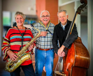 Jazz op de zondagmiddag in de Lantearnetún Akkrum