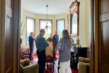 Monumentendag 2025 trekt over de tweehonderd bezoekers in Akkrum en Nes