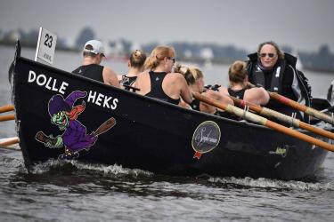 Sloeproeiers uit Akkrum-Nes sterk op NK in Langweer