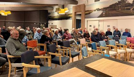 Goed bezochte dia-avond van Stifting Akkrum Ald en Nij