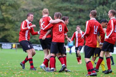 Akkrum onderuit bij koploper Rolder Boys: 3-0