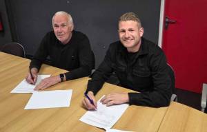 Hoofdtrainer Robert Staarman langer door bij Voetbalvereniging Akkrum