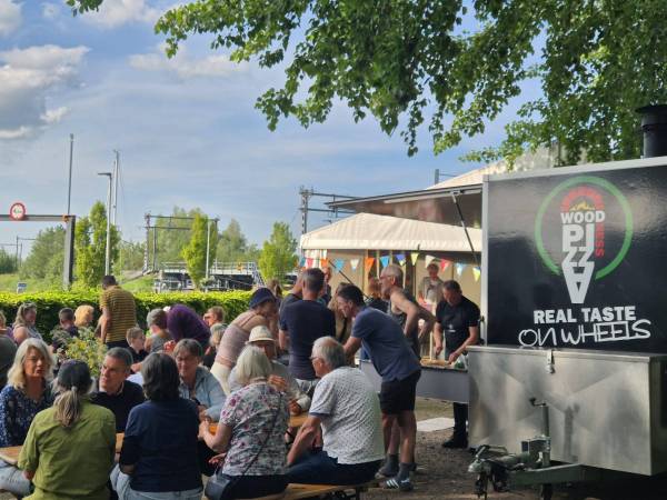 Akkrum-Nes sluit bruisende Bloeiweek 2026 feestelijk af