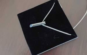 Emotioneel waardevolle ketting verloren in centrum Akkrum