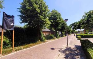 Zwarte schermen houden vleermuisroute Lange Miente in stand