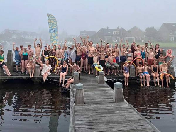 Laatste zwemdag op vrijdag met koude-training van Geart de Jong en ontbijt