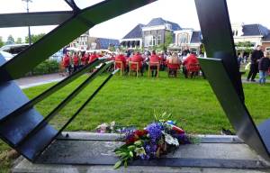 Dodenherdenking met stille tocht in Akkrum-Nes