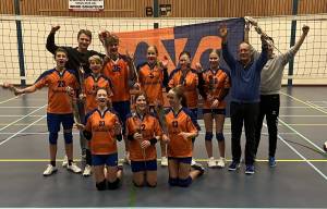 B-Jeugd volleybalclub AVC ’69 Akkrum kampioen