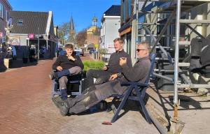 Pauze in de winkelstraat
