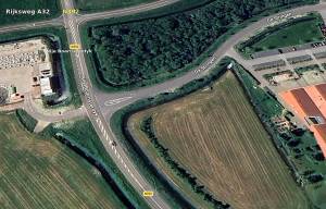 Rotonde in kruising De Stringen te Akkrum en N392 naar Aldeboarn