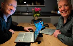 Opnamen op jubileumavond: voetbalclub Akkrum zingt eigen clublied in